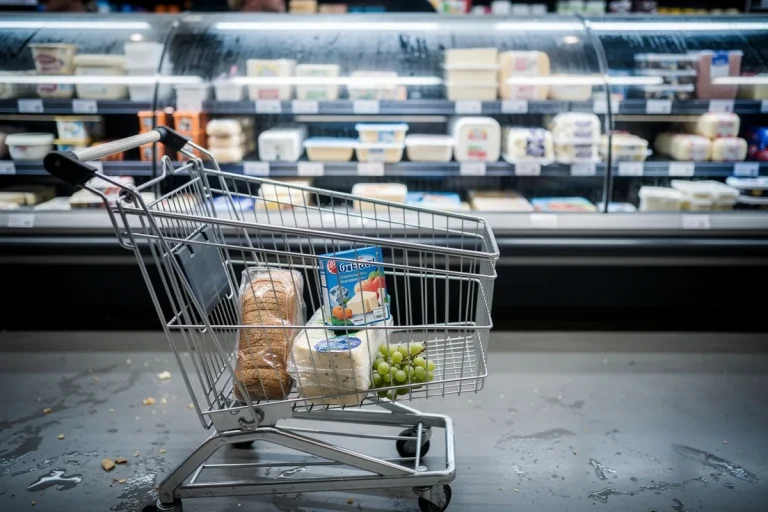 Rückruf-Schock: Gorgonzola mit Listerien bei Aldi, Netto, Kaufland – was der Fund wirklich bedeutet